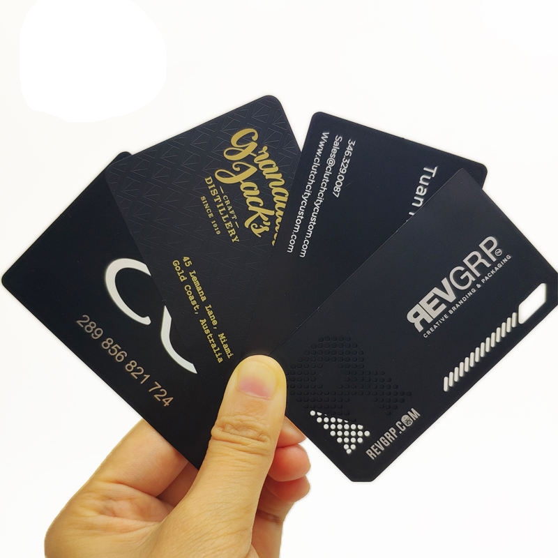 Minimalist High-End Metal Cards in Brushed Steel Finish